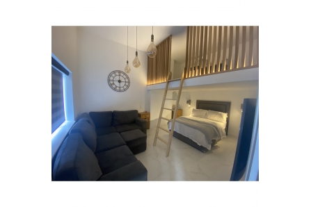 Annexe Bedroom/Mezzanine/Living Room